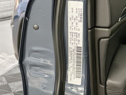 Used 2020 Jeep Grand Cherokee Limited AWD/4WD image 12