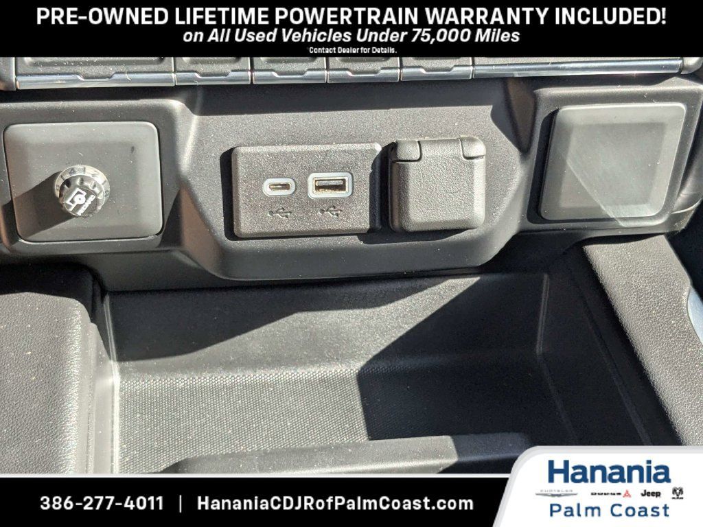 Used 2021 Chevrolet Silverado 1500 LT Trail Boss w/ Bed Protection Package AWD/4WD image 24