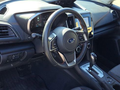 Used 2023 Subaru Crosstrek 2.0i Premium image 6