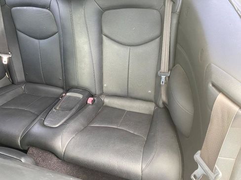 Used 2010 INFINITI G37 Convertible w/ Premium Pkg RWD image 14