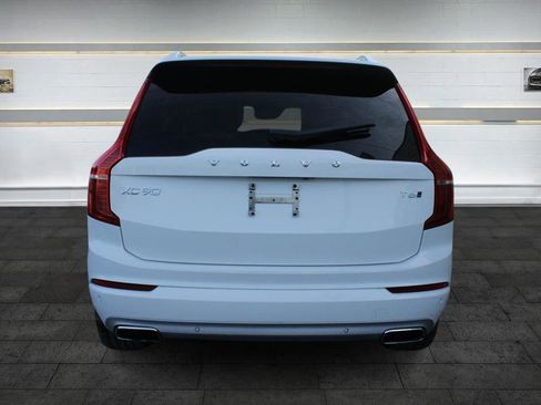 Used 2016 Volvo XC90 T6 Momentum image 6