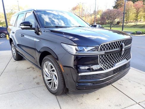 New 2025 Lincoln Navigator Reserve image 31