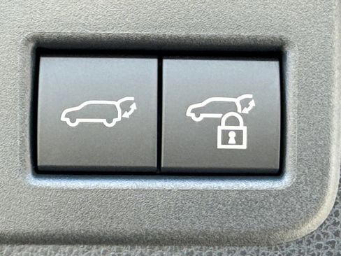 New 2025 Toyota 4Runner Limited image 24