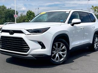 Used 2024 Toyota Grand Highlander AWD Hybrid video 1
