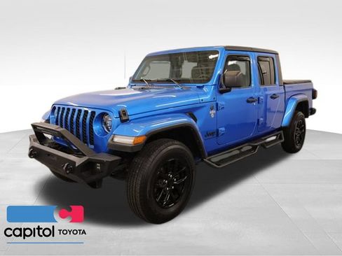 Used 2023 Jeep Gladiator Sport AWD/4WD image 5