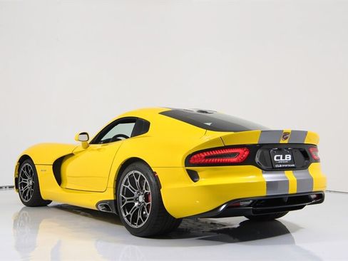 Used 2013 SRT Viper GTS w/ Track Pkg RWD image 10