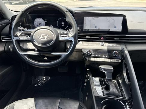 Used 2024 Hyundai Elantra Limited FWD image 8