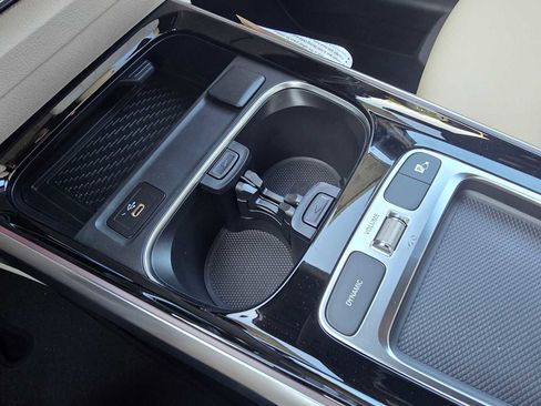 Certified 2025 Mercedes-Benz GLB 250 GLB 250 image 33