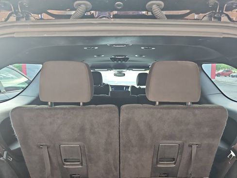 Certified 2024 Dodge Durango GT image 14