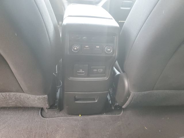 Certified 2023 GMC Acadia SLE w/ Driver Convenience Package FWD image 20
