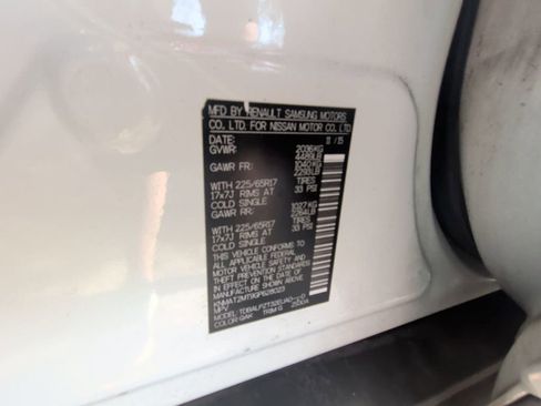 Used 2016 Nissan Rogue S w/ Appearance Package image 23