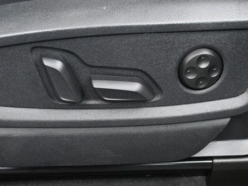 Used 2024 Audi SQ5 Premium Plus w/ Premium Plus Package image 37