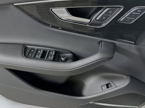 Used 2023 Audi Q7 3.0T Premium Plus image 23