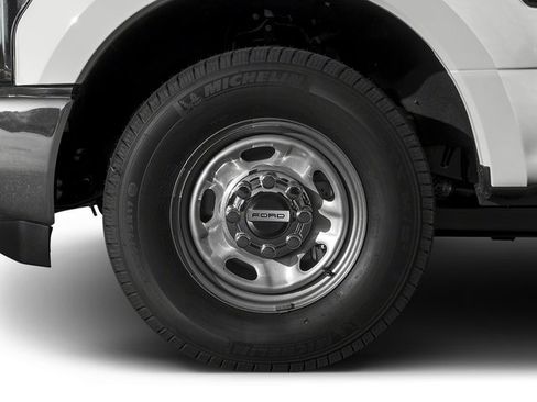 Used 2017 Ford F250 Lariat w/ Lariat Value Package image 11