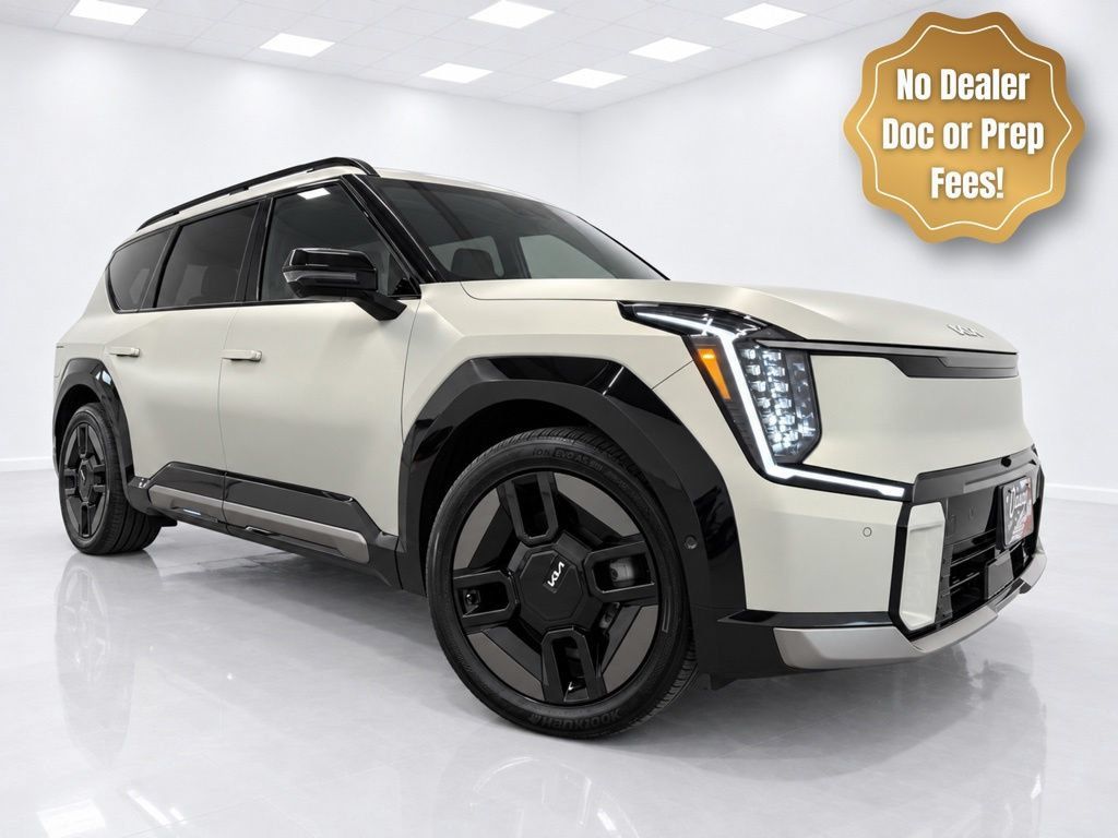 Used 2024 Kia EV9 GT-Line AWD/4WD image 3