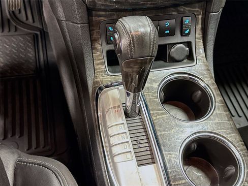 Used 2014 Buick Enclave Leather FWD image 16