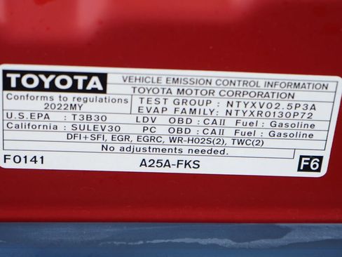 Used 2022 Toyota Camry SE w/ Convenience Package FWD image 12