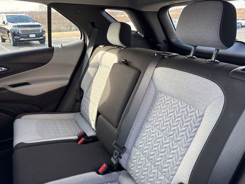 Certified 2024 Chevrolet Equinox LS image 19