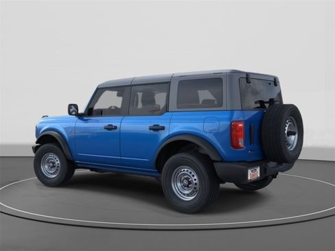 New 2025 Ford Bronco 4-Door image 4