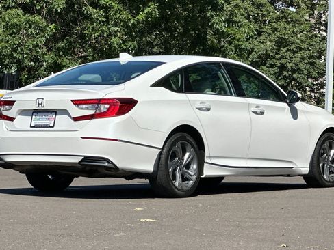 Used 2018 Honda Accord EX-L image 2