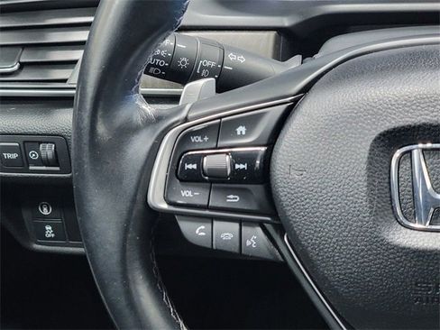 Used 2018 Honda Accord EX-L image 25