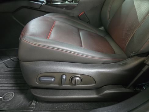 Used 2025 Chevrolet Blazer RS w/ Driver Confidence II Package FWD image 26