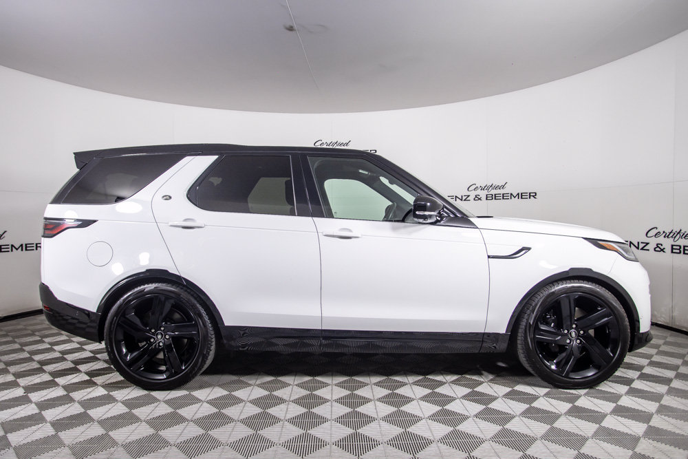 Used 2024 Land Rover Discovery Metropolitan Edition AWD/4WD image 3