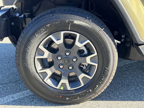 New 2026 Jeep Wrangler Sahara image 31