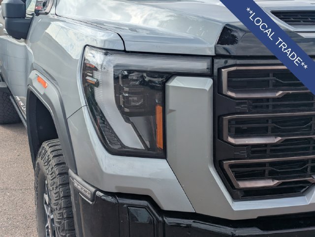 Used 2025 GMC Sierra 2500 AT4X AWD/4WD image 4