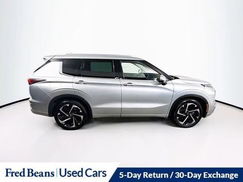 Used 2022 Mitsubishi Outlander SEL image 9