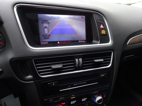 Used 2015 Audi Q5 2.0T Premium Plus w/ Technology Package image 19