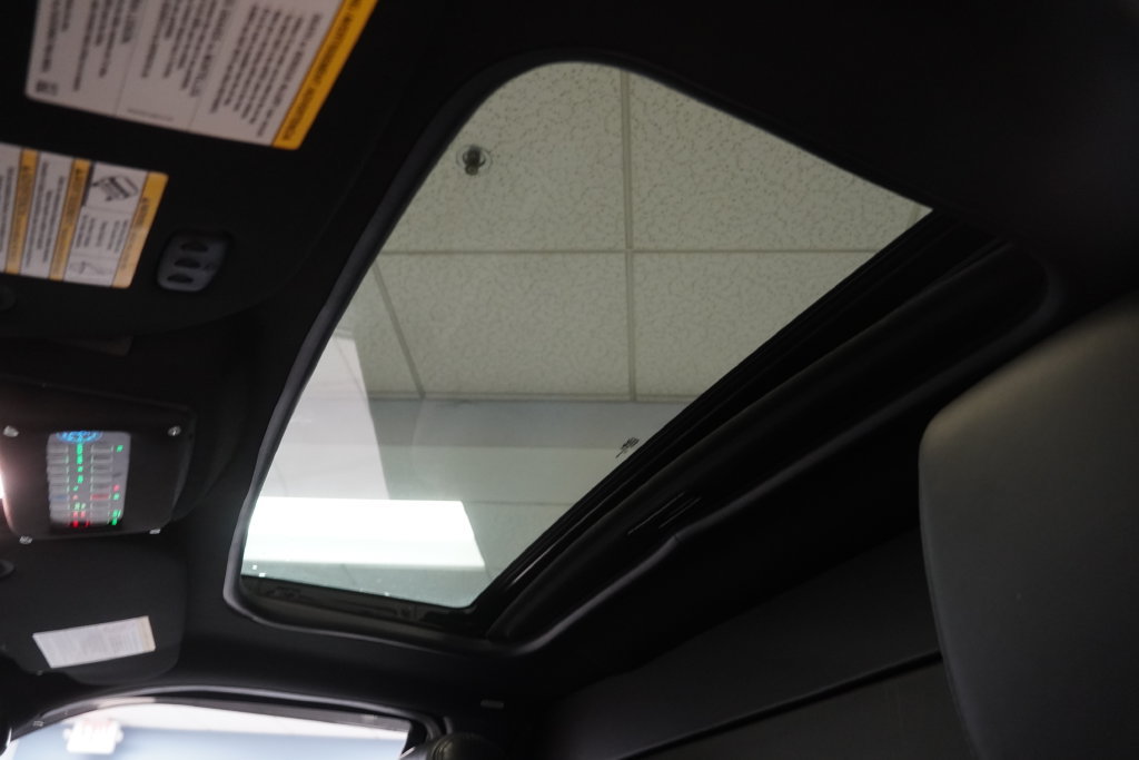 Used 2015 Lincoln Navigator L 4WD image 8