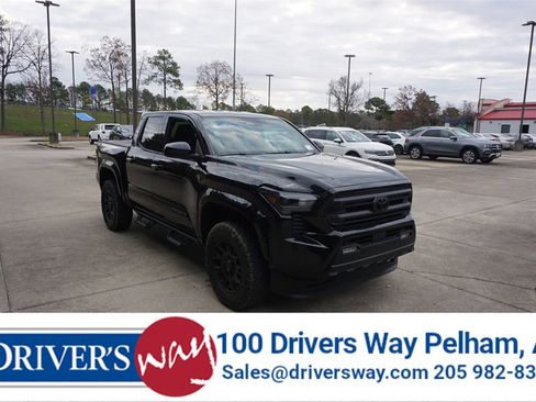 Used 2025 Toyota Tacoma SR5 image 1