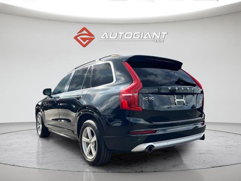 Used 2018 Volvo XC90 T5 Momentum w/ Convenience Package AWD/4WD image 5