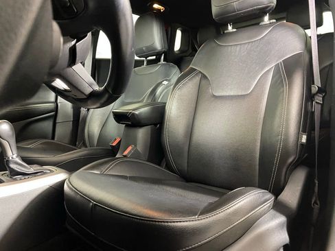 Used 2021 Jeep Compass 80th Special Edition image 16