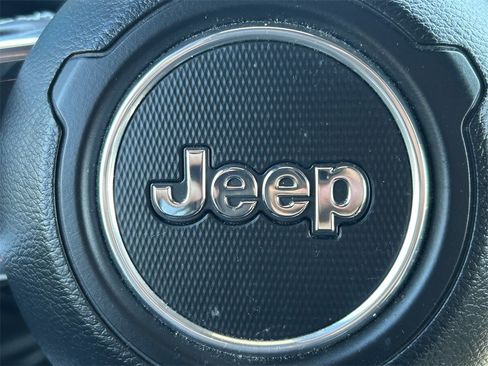 Used 2023 Jeep Wrangler Unlimited Sahara w/ Cold Weather Group image 42