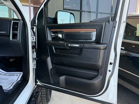 Used 2016 RAM 2500 Laramie AWD/4WD image 33