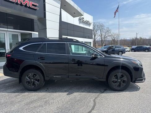 Used 2024 Subaru Outback Limited AWD/4WD image 8