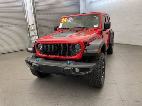 Used 2024 Jeep Wrangler Unlimited Rubicon 4xe w/ Technology Group image 7