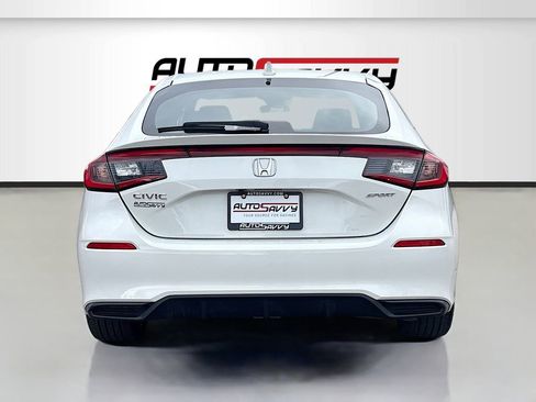 Used 2023 Honda Civic Sport image 6