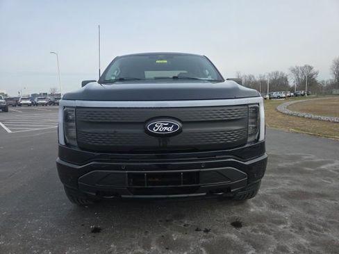 Used 2025 Ford F150 Lightning Flash image 3