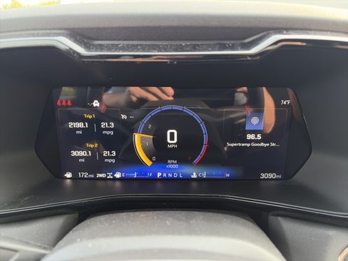 Used 2026 Chevrolet Colorado Z71 AWD/4WD image 18