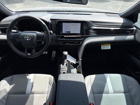 Used 2026 Toyota Camry SE image 11