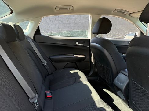 Used 2020 Kia Optima LX image 17