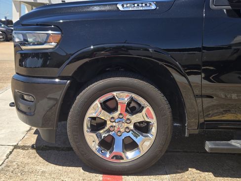 Used 2025 RAM 1500 Lone Star AWD/4WD image 5