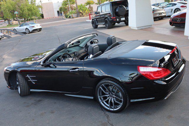Used 2014 Mercedes-Benz SL 550 image 17