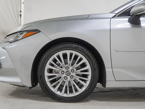 Used 2019 Toyota Avalon Limited w/ Protection Package FWD image 17