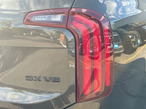 Used 2021 Kia Telluride SX w/ SX Prestige Package image 34