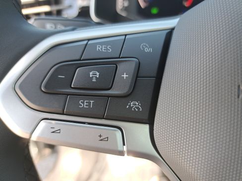 New 2026 Volkswagen Jetta SEL image 17