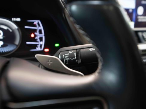 Used 2019 Lexus ES 300h w/ Premium Package FWD image 14